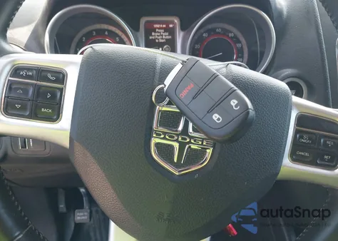 2015 Dodge Journey Sxt z USA, uszkodzony, nr VIN 3C4PDCBBXFT745160